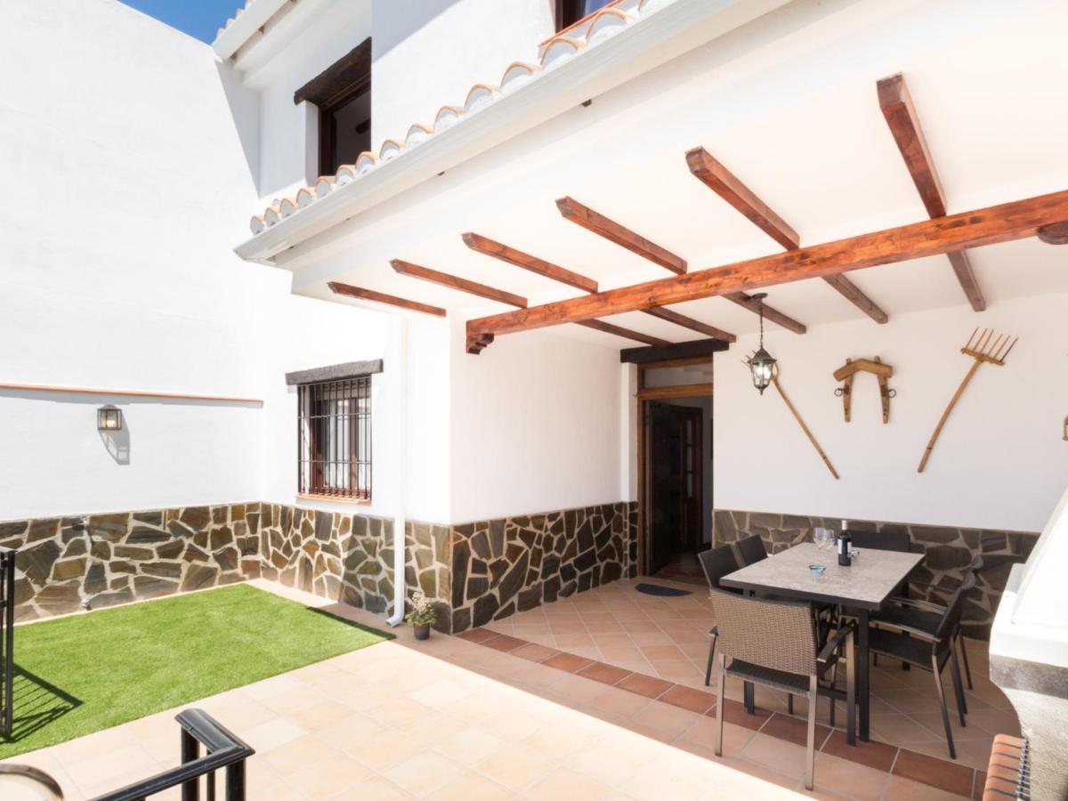 Casa Lorenzo Нигуэлас Экстерьер фото